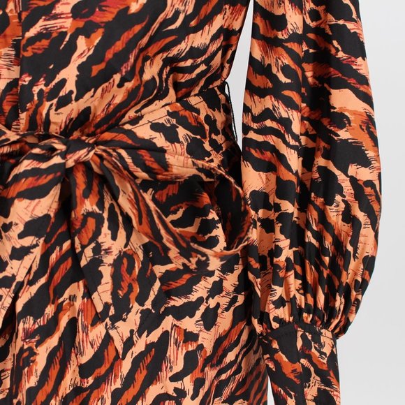 Sandro Lunas Abstract Leopard Print Silk Belted Dress 1 Long Sleeves V-Neck Mini - Picture 5 of 8